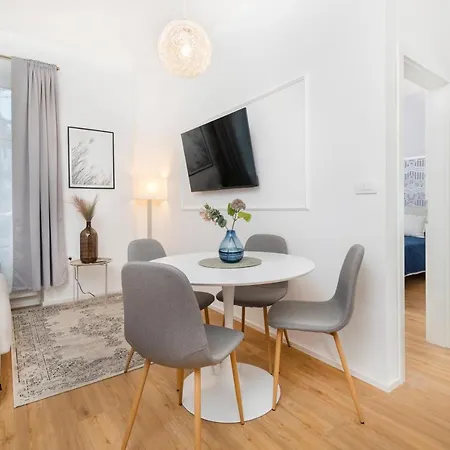 Cozy Apartment