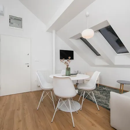 Cozy Apartament *